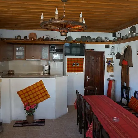 House Elena * Polkovnik Serafimovo