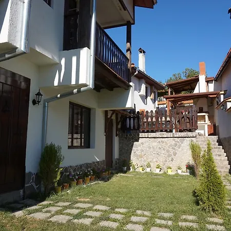 House Elena * Polkovnik Serafimovo